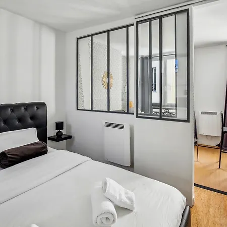 公寓 Au Coeur Du Marais, Rue Des Rosiers!