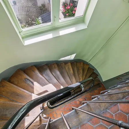 Au Coeur Du Marais, Rue Des Rosiers! París